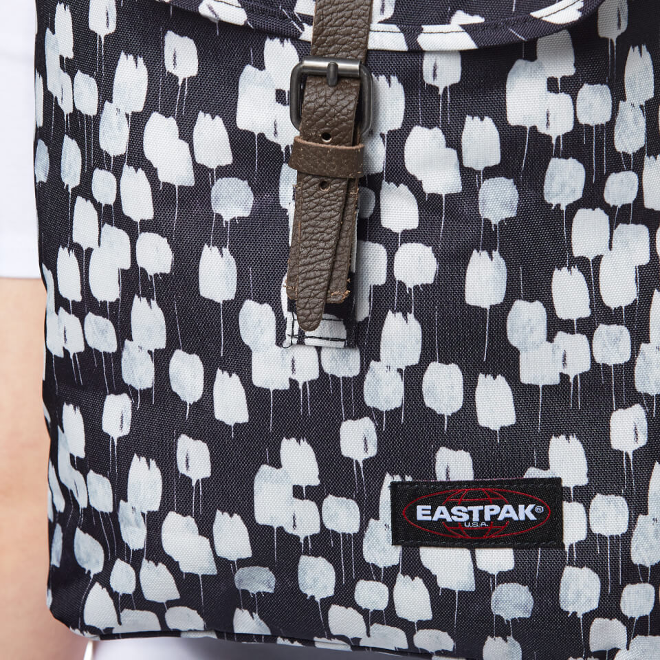 Eastpak Casyl Backpack - Flow Black