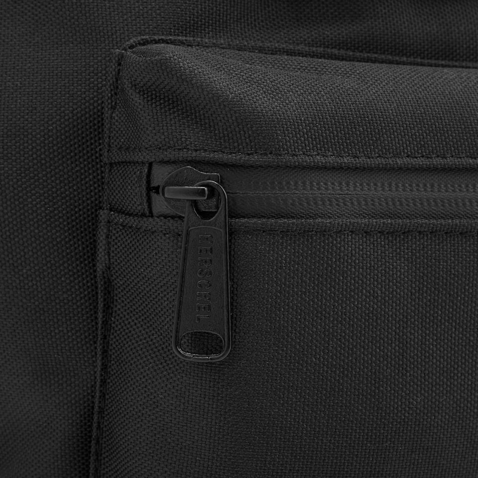 Herschel Supply Co. Seventeen Hip Pack - Black/Black