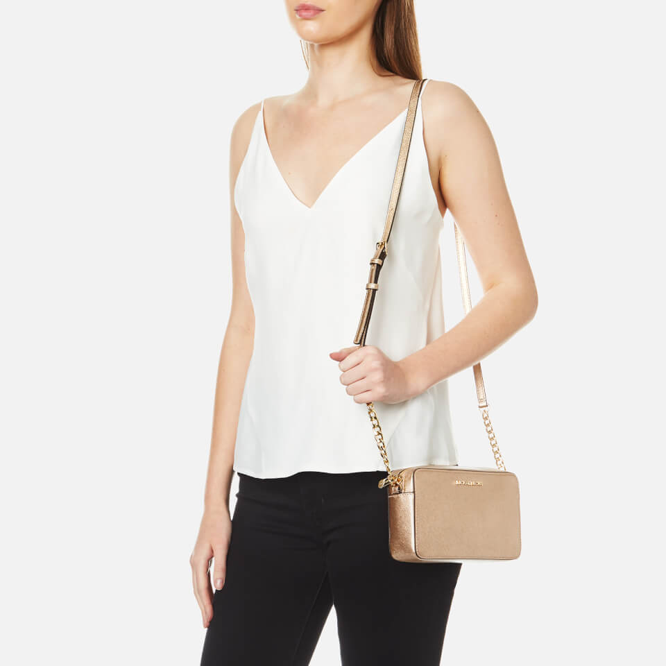 MICHAEL MICHAEL KORS Women's Jet Set Travel Medium East West Cross Body Bag - Pale Gold