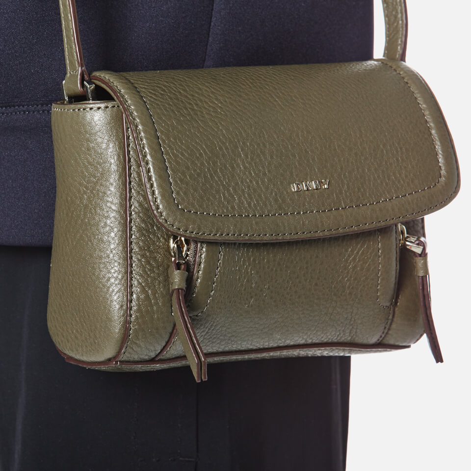 DKNY Women's Chelsea Vintage Mini Messenger Bag - Utility