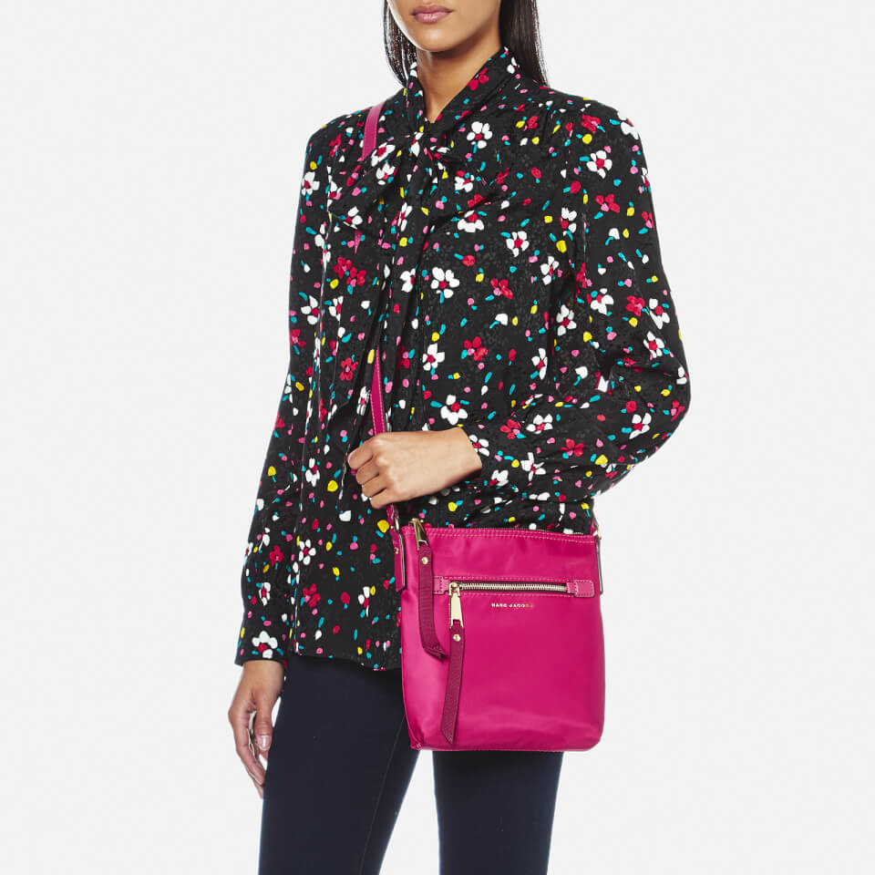 Marc Jacobs Women's Trooper North South Cross Body Bag - Hibiscus