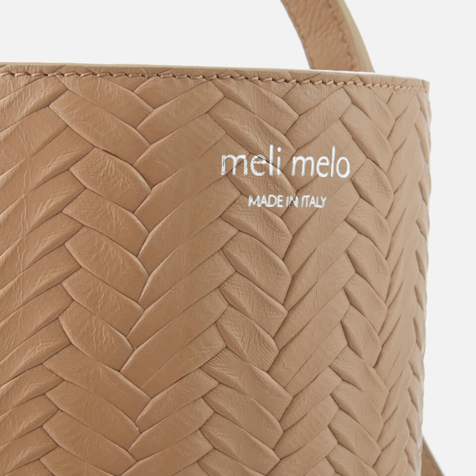 meli melo Women's Santina Mini Bucket Bag Large Woven - Light Tan