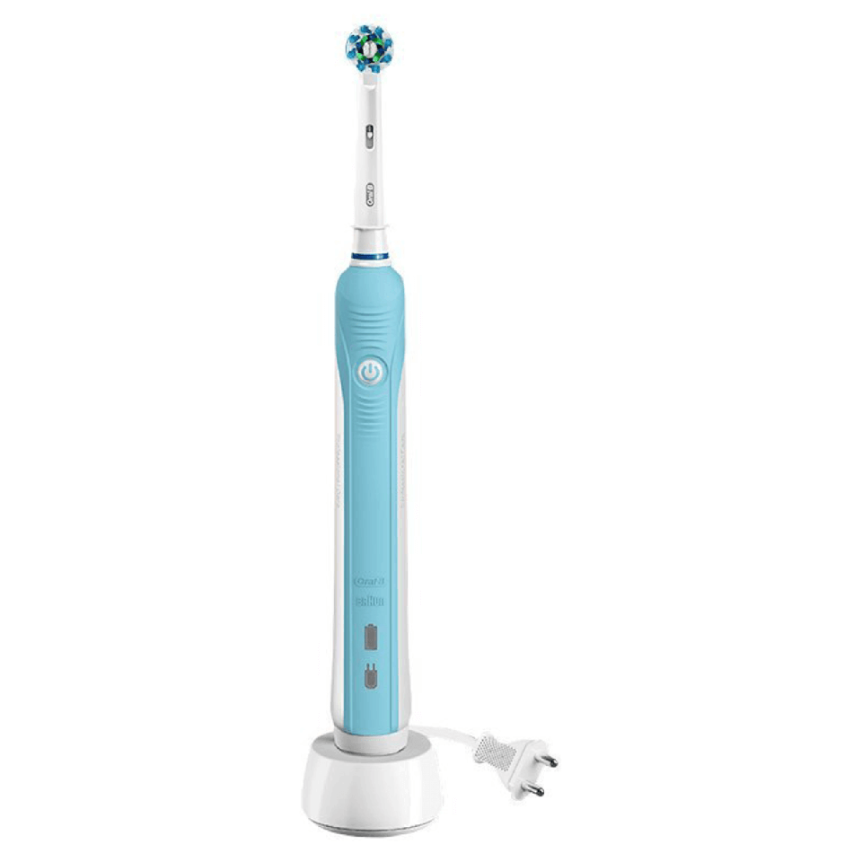 Oral B Pro 600 Toothbrush
