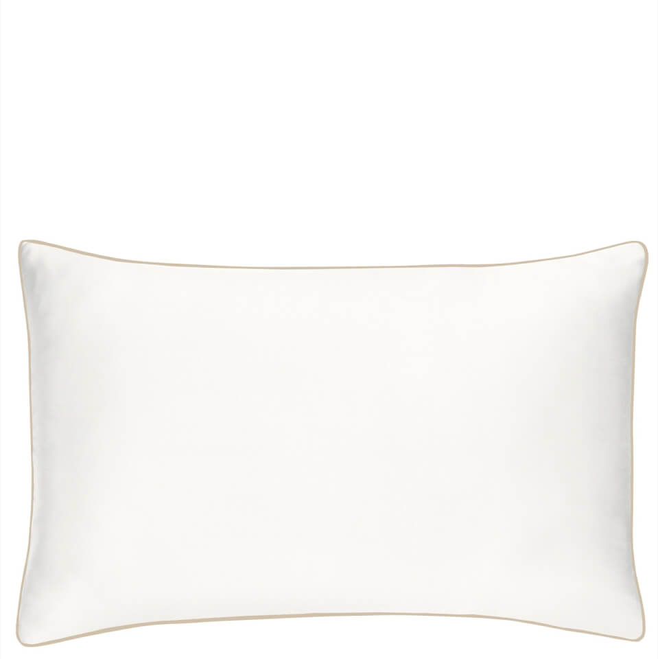 Iluminage Skin Rejuvenating Pillowcase - White