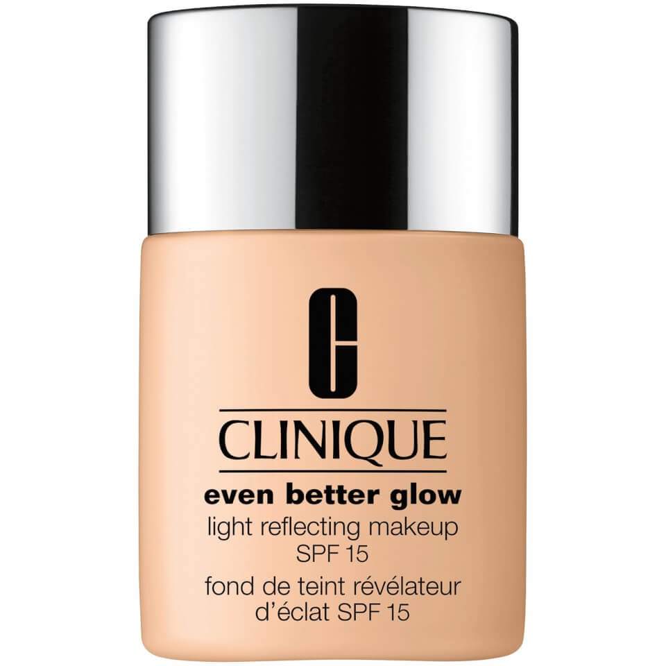 Clinique Even Better Glow™ Light Reflecting Makeup SPF15 - 10 Alabaster
