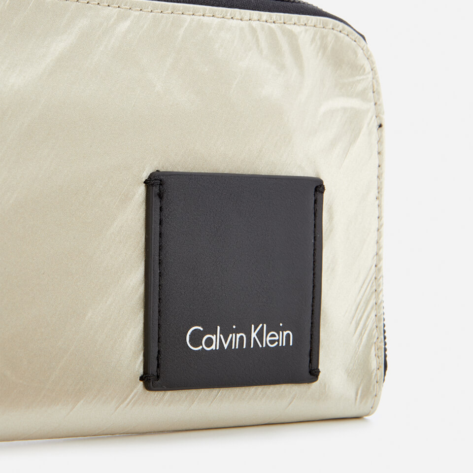Calvin Klein Women's Fluid Pouch Wallet - Light Gold