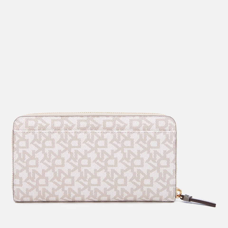 DKNY Women's Bryant Large Zip Around Purse - Hemp Logo Clay