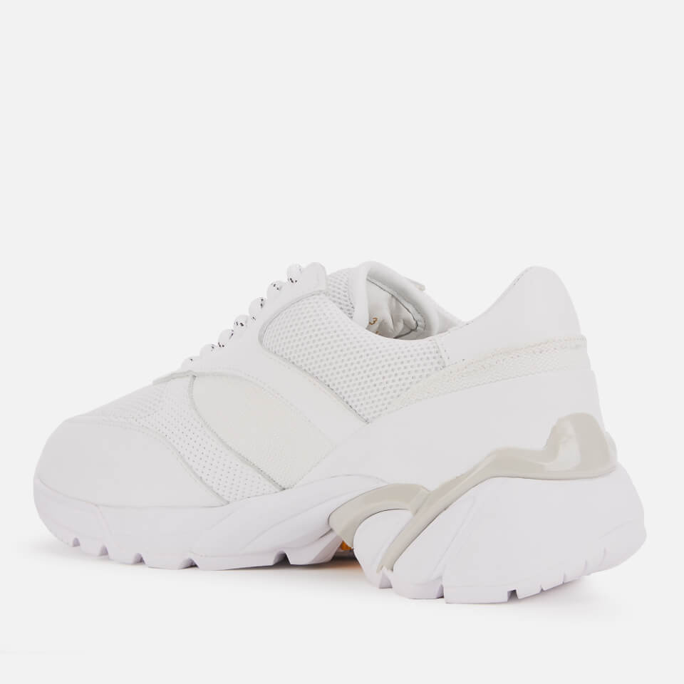 Axel arigato discount tech runner white