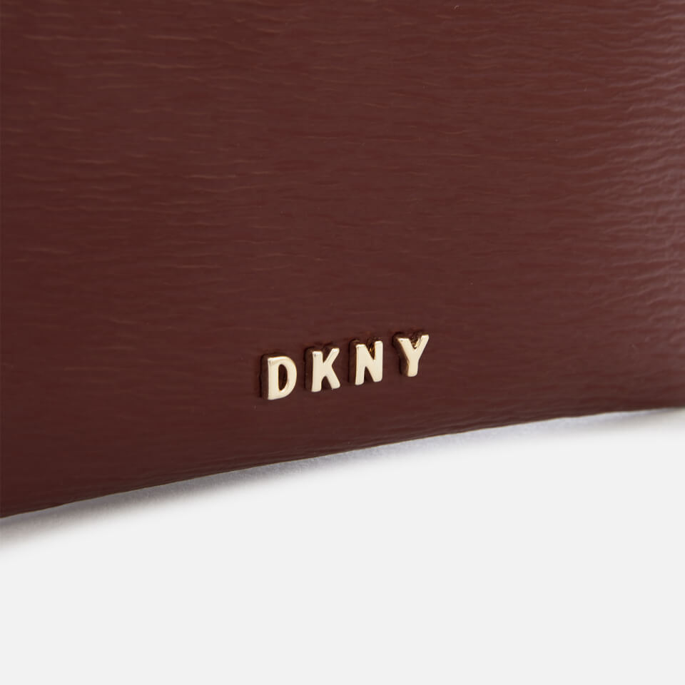 DKNY Women's Bryant Card Holder - Blood Red
