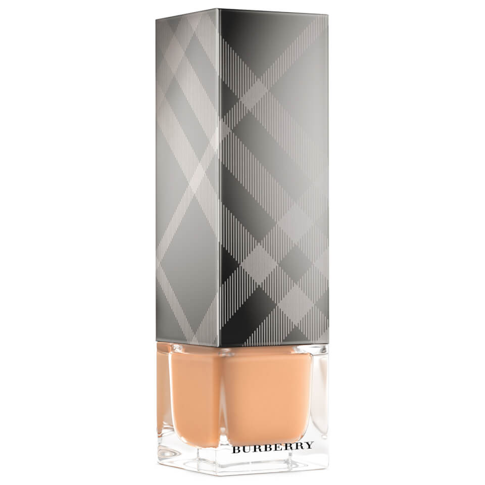 Burberry fresh glow foundation porcelain 11 on sale