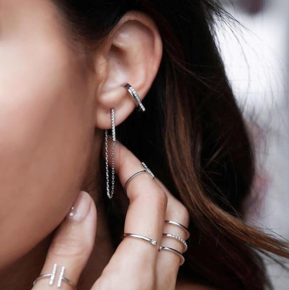Astrid & Miyu Women's Blurred Lines Earrings - Silver