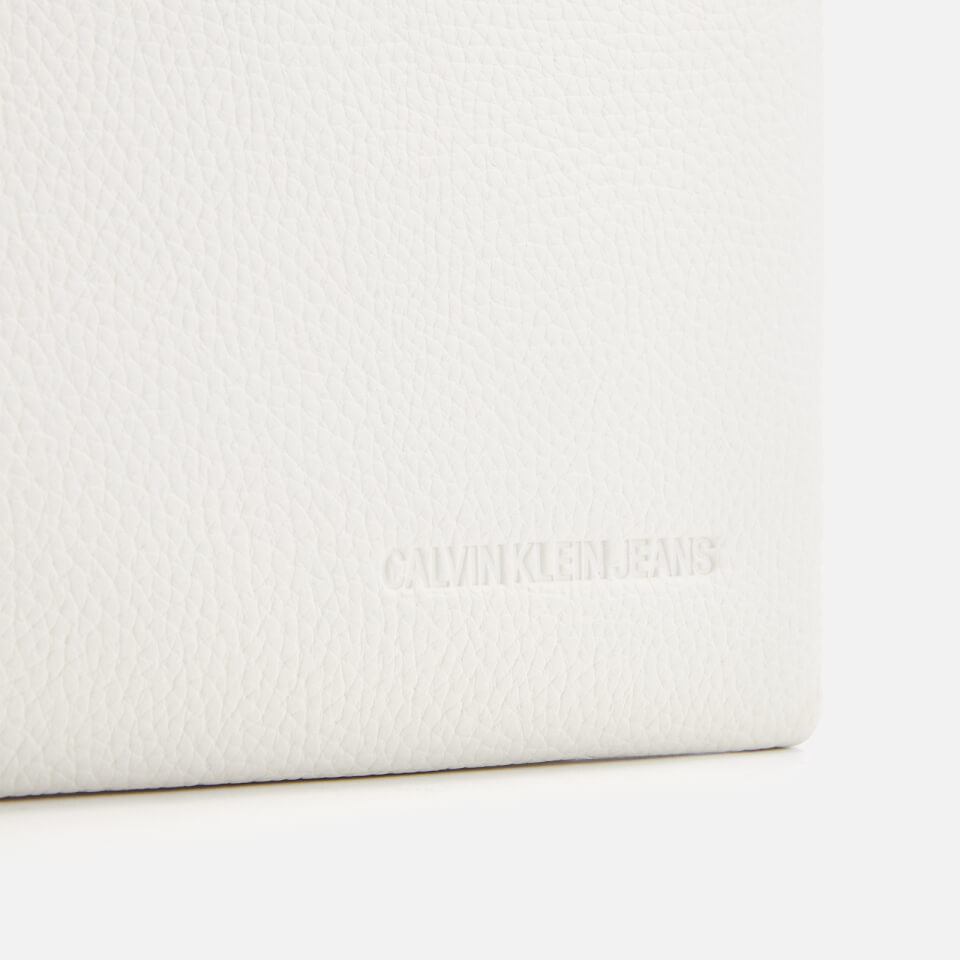 Calvin Klein Women's Logo Banner Medium Pouch - Bright White