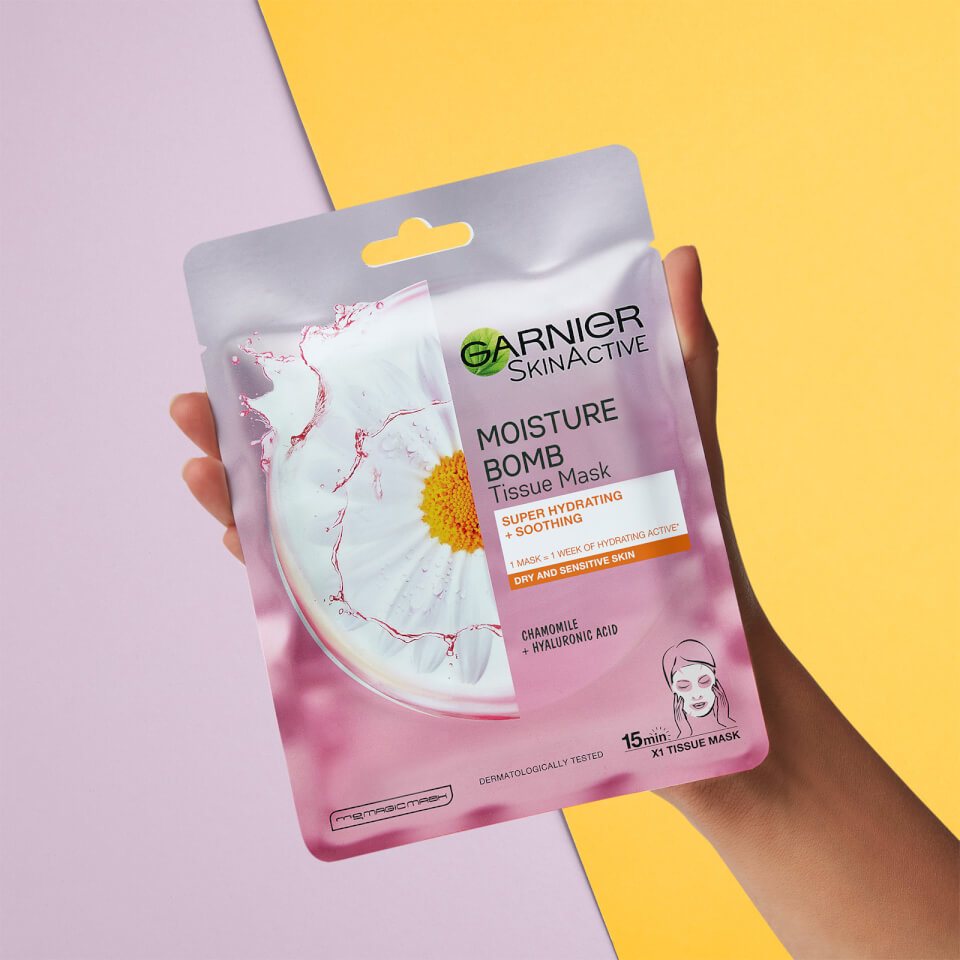 Garnier Moisture Bomb Camomile Hydrating Face Sheet Mask for Dry and Sensitive Skin 28g