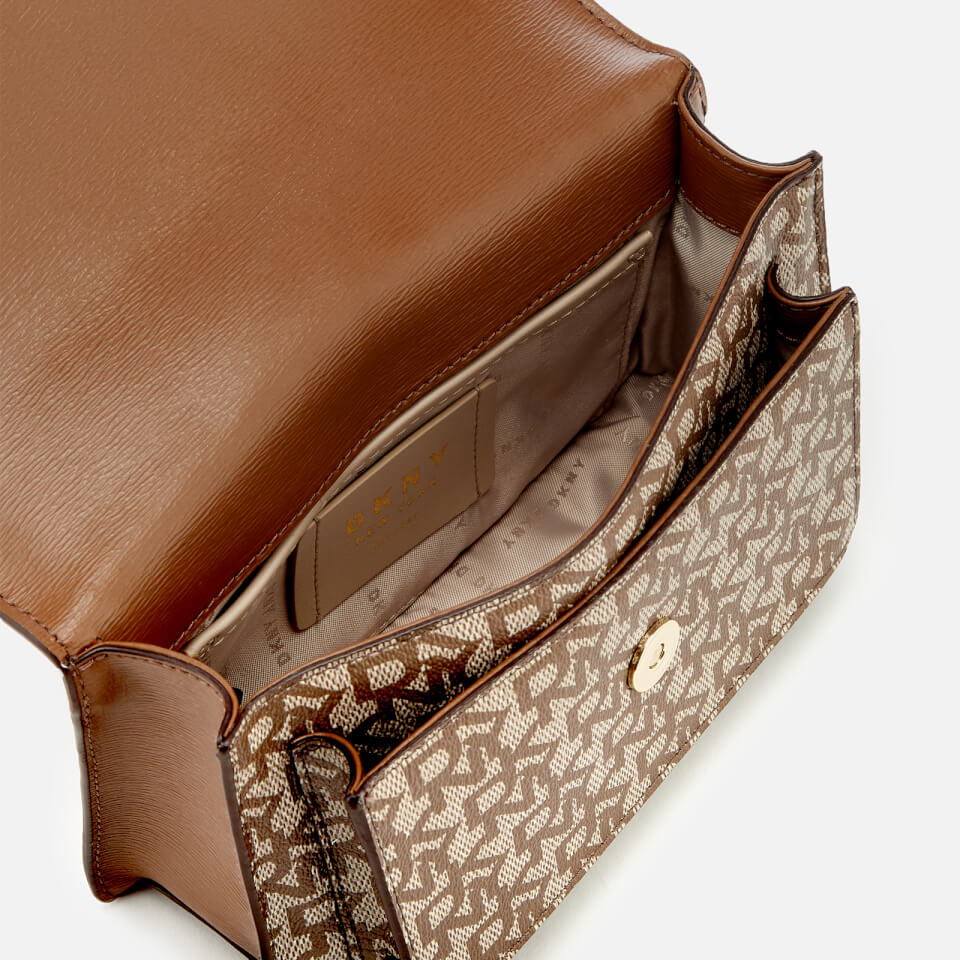 DKNY Women s Bryant Small Chain Cross Body Bag Chino Vicuna