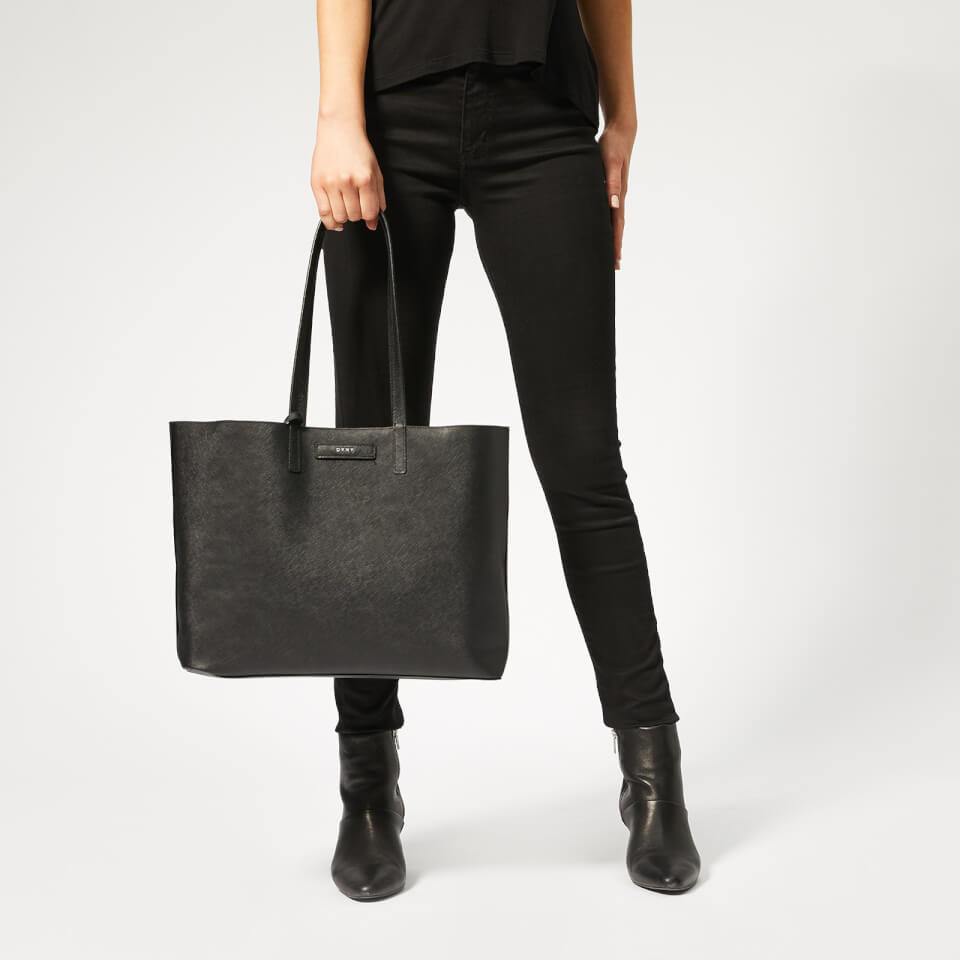 DKNY Women's Brayden Large Reversible Tote Bag - Black/White