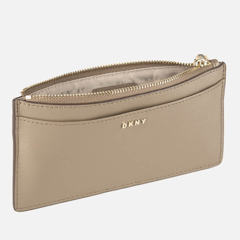 DKNY Women's Bryant Slim Wallet - Mushroom
