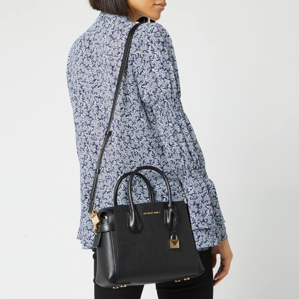 Michael Kors Pink Mini Selma bag, Women's Fashion, Bags & Wallets,  Cross-body Bags on Carousell