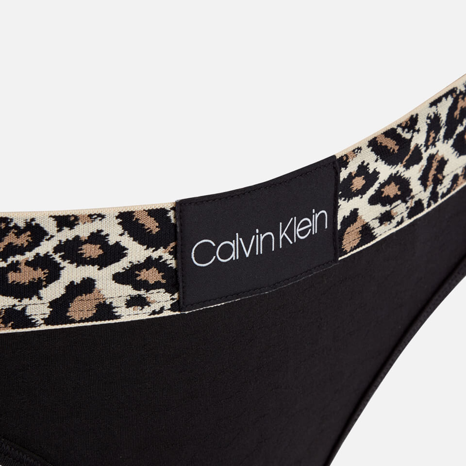 Calvin Klein Women's Leopard Detail Thong - Black