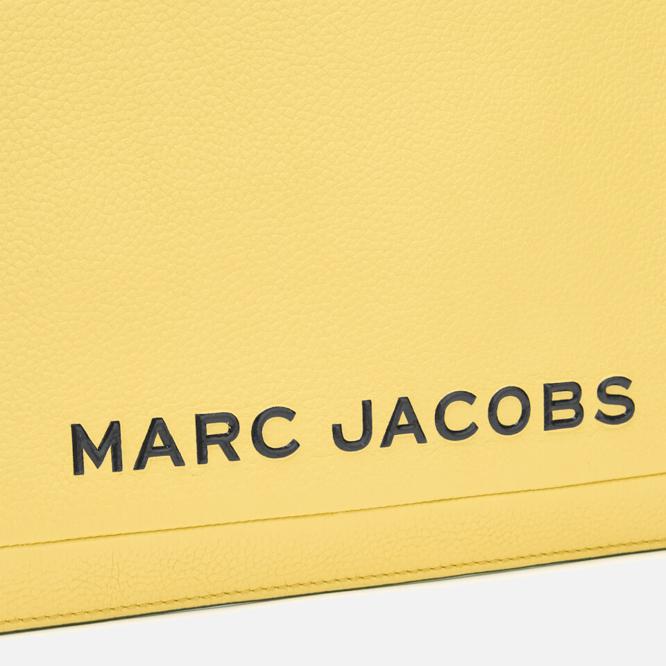 Marc Jacobs Women's Large Pouch - Lime