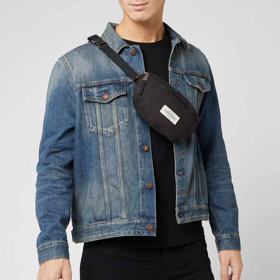 Eastpak Men's Authentic Comfy Corduroy Springer Bag - Comfy Black
