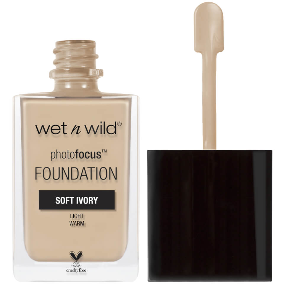 wet n wild photofocus Foundation - Soft Ivory