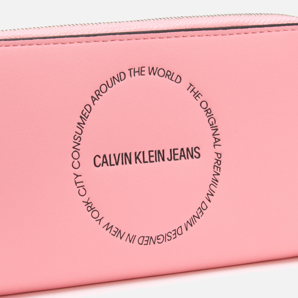 Calvin Klein Jeans Women's Sculpted Large Zip Around Purse - Pink Panther
