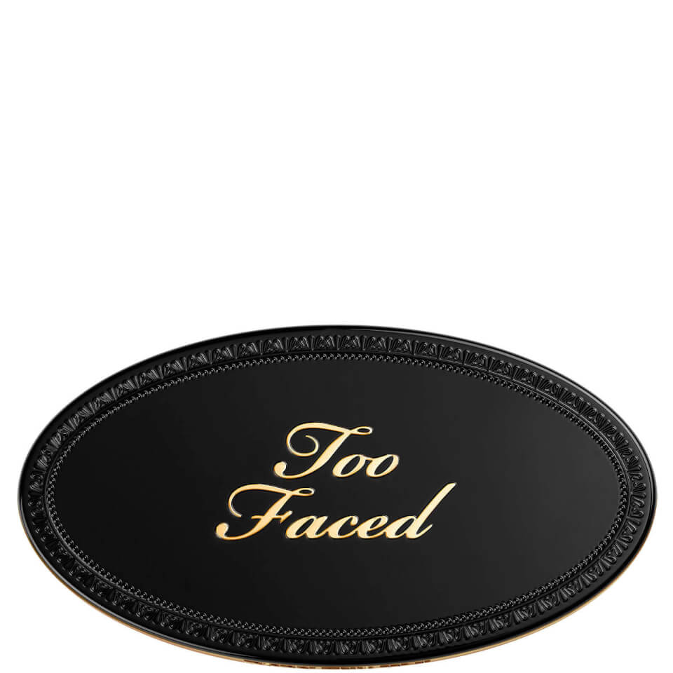 Too Faced Born This Way Turn Up the Light Skin-Centric Highlighting Palette - Medium