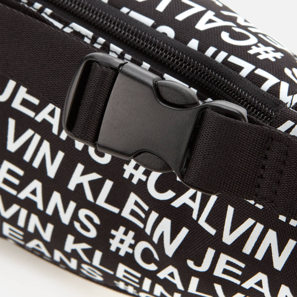 Calvin Klein Jeans Women's Essentials Campus Streetpack - Black/White
