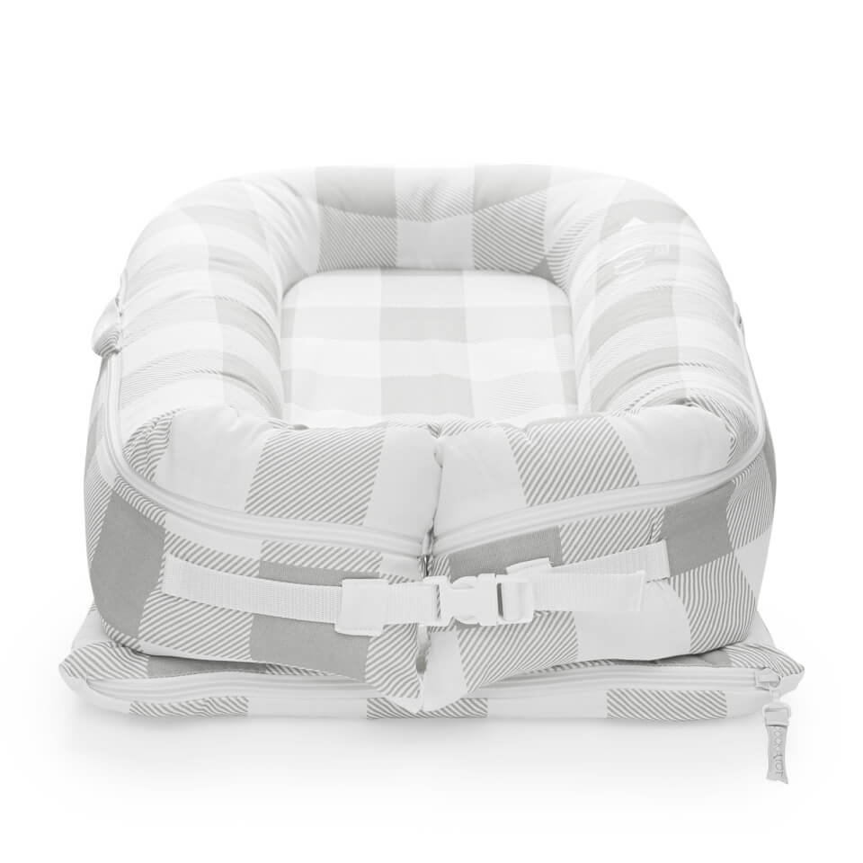 DockATot Deluxe + Pod for 0-8 Months - Painted Spots | Coggles