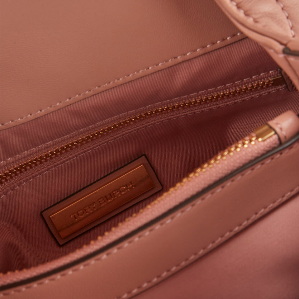 Brand: Tory Burch Model: Fleming Soft Convertible Shoulder bag Dimensions:  28cm × 18cm Colour: Pink Moon