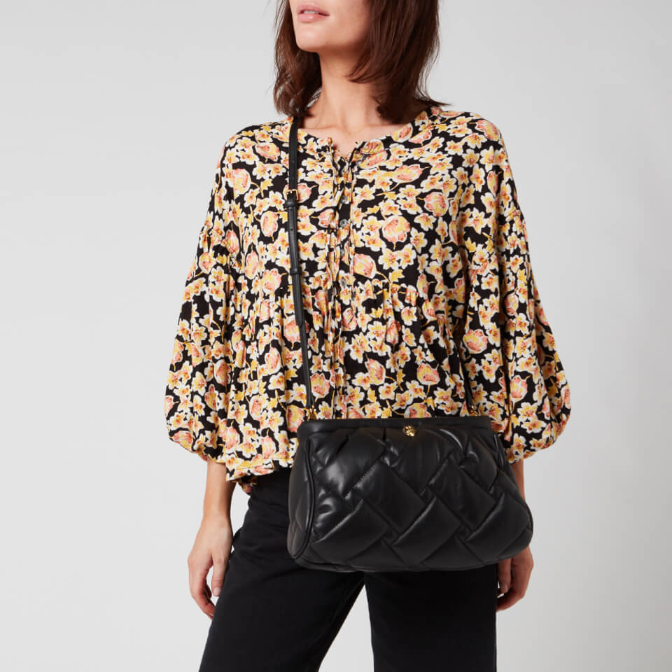 Kurt geiger black best sale clutch bag