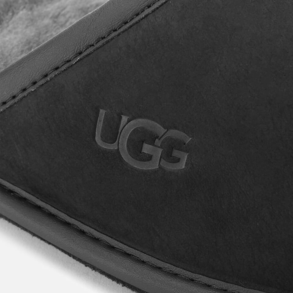 Men's ugg scuff slippers black online