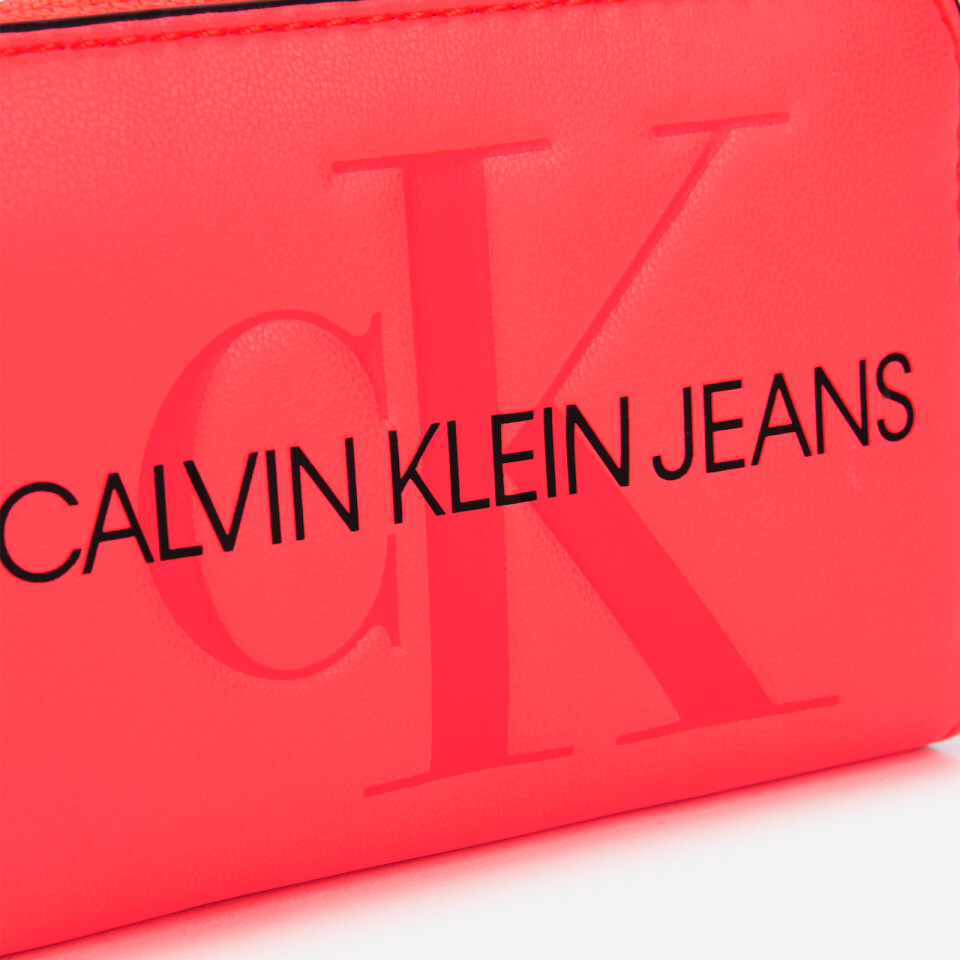 Calvin Klein Jeans Women's Accordion Zip Around - Fluo Pink