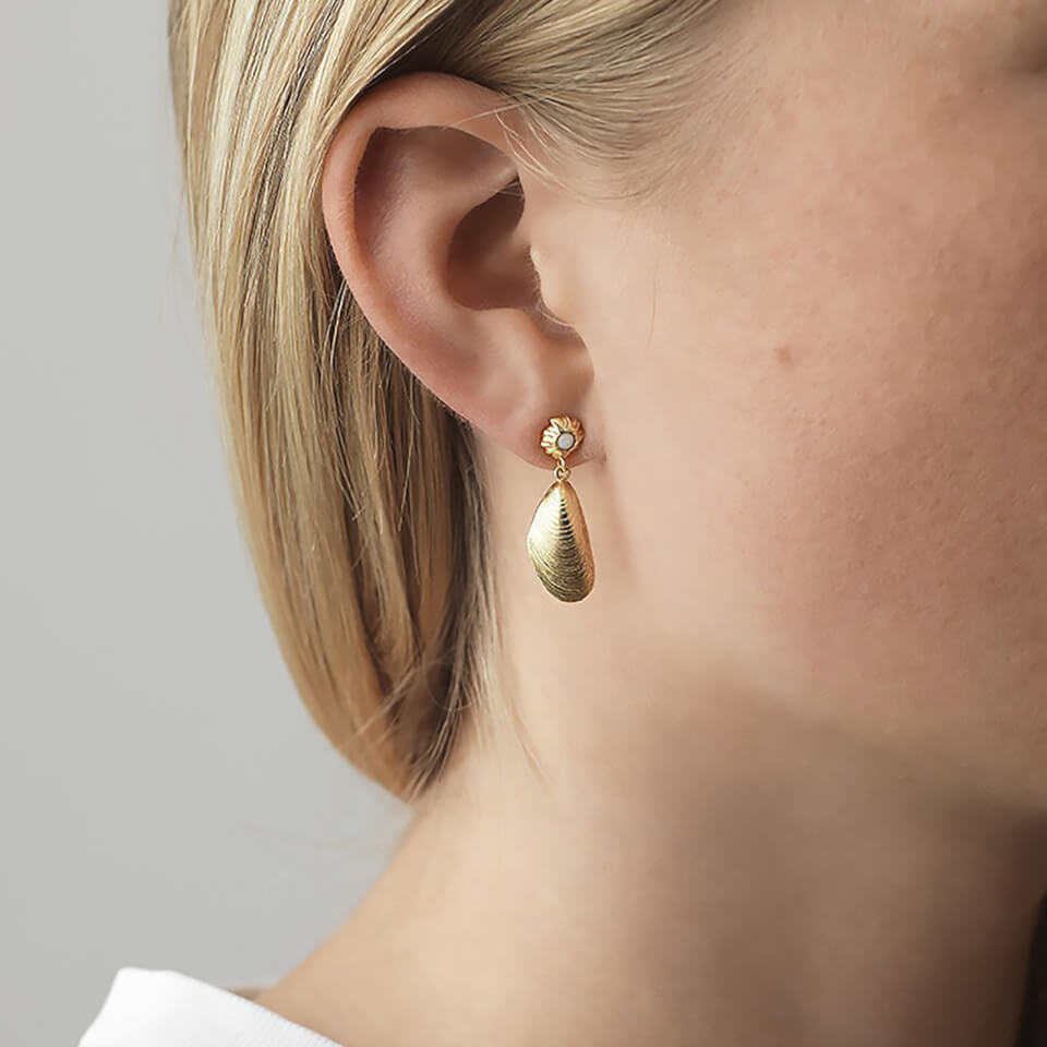 Anni Lu Women's Petit Moules Earring - Gold