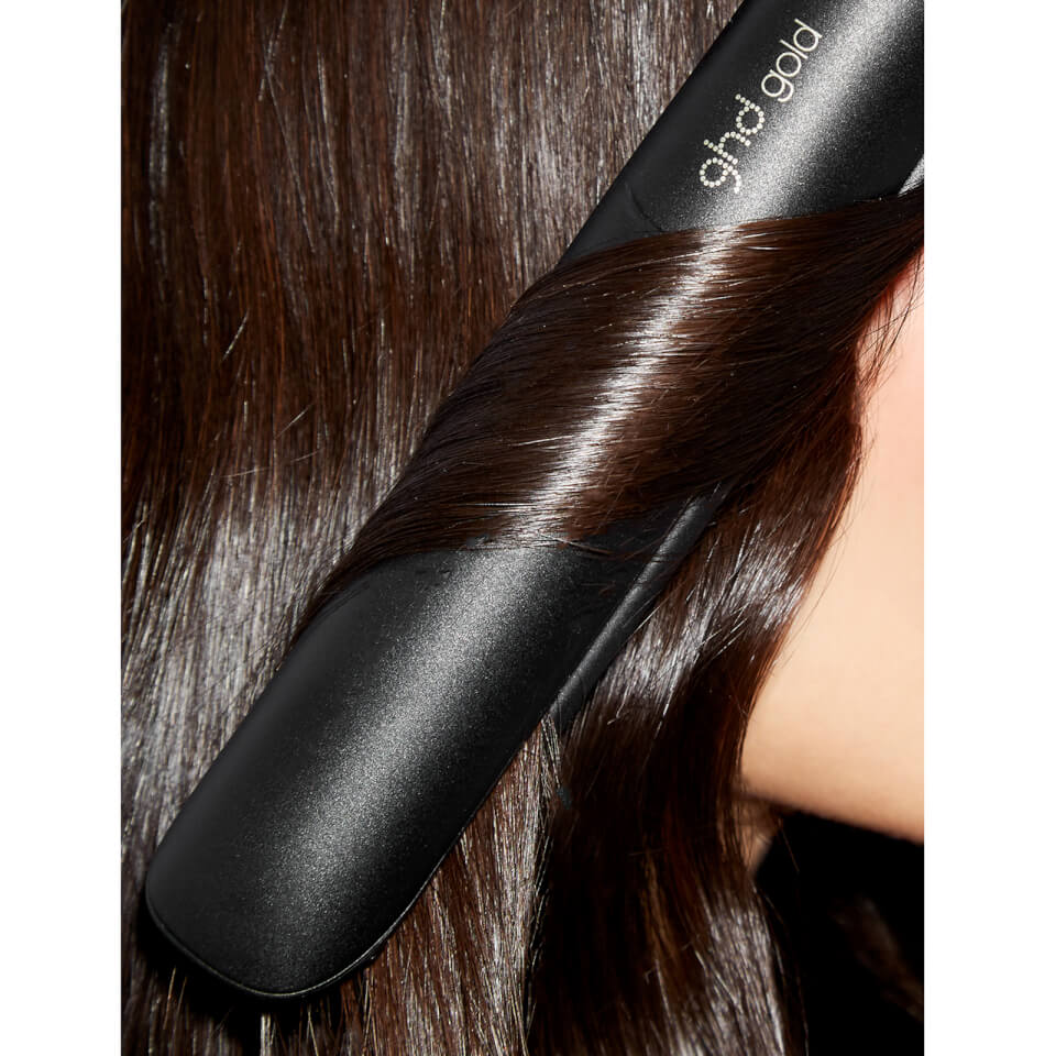 ghd Gold Styler and Paddle Brush Gift Set