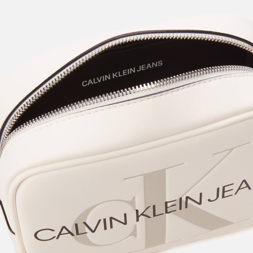Calvin Klein Jeans Women's Camera Bag - Ivory