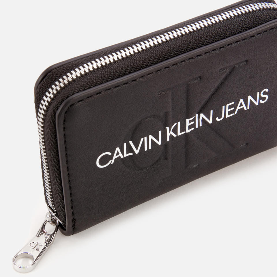 Calvin Klein Jeans Women's Accordion Zip Around - Black