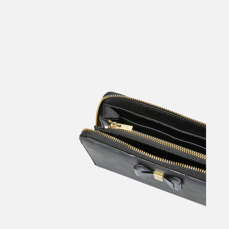 Ted Baker Women s Rouxi Bow Zip Around Matinee Purse Black