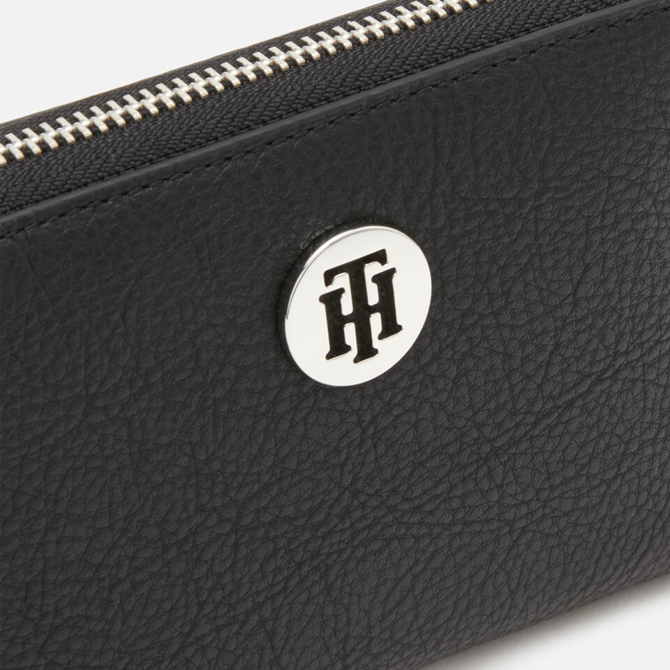 Tommy Hilfiger Women's Core Compact Zip Around Wallet - Black