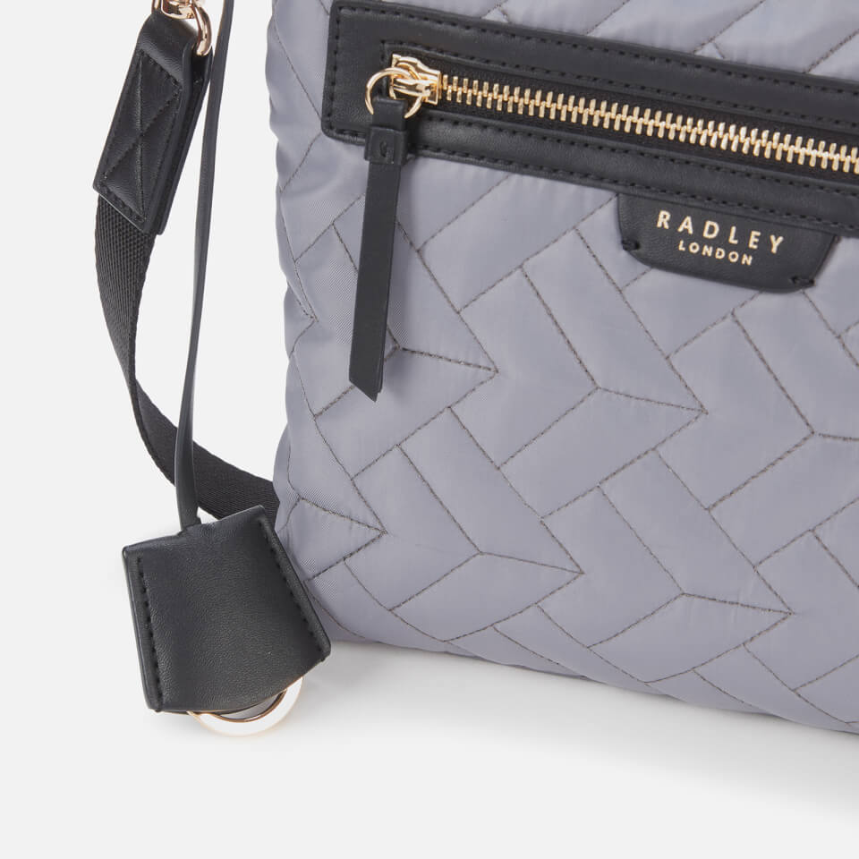 Radley Women's Finsbury Park Quilted Small Ziptop Cross Body Bag - Fossil