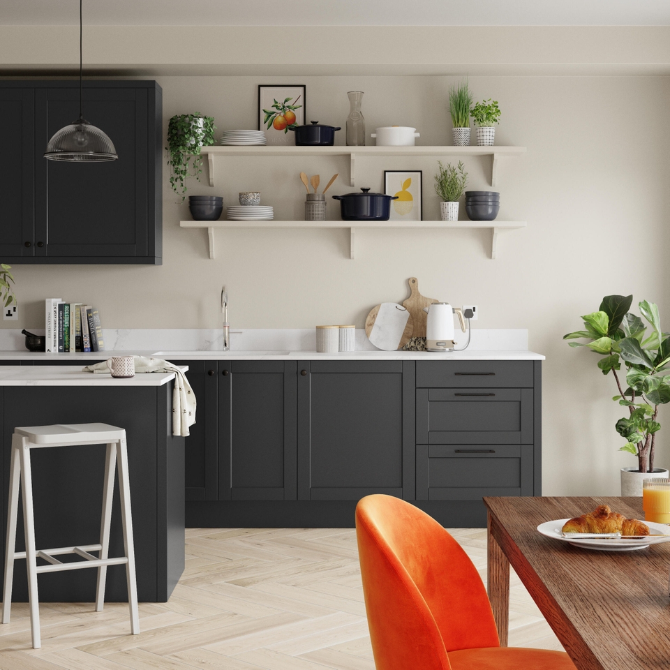 Dulux Easycare Kitchen Matt Emulsion Paint Egyptian Cotton 2.5L Homebase