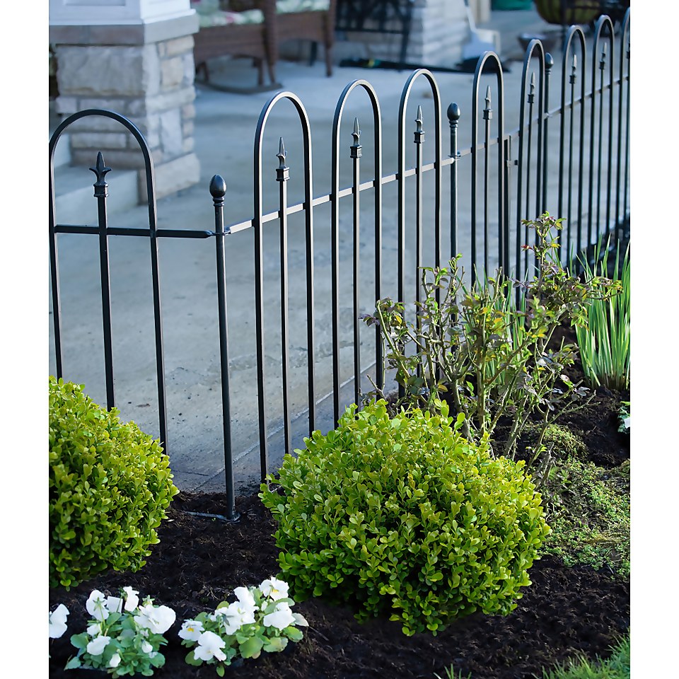 Triple Arch Finial Fence Section Black
