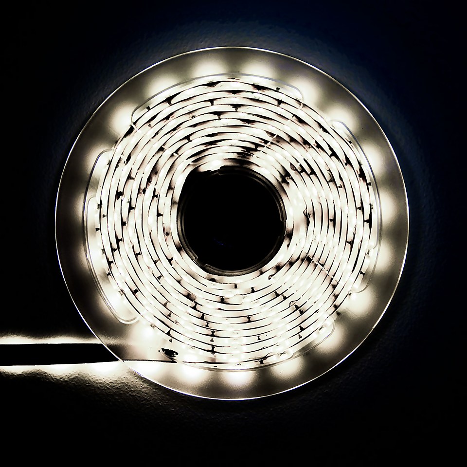 Arlec 3m Cool White LED Strip Light