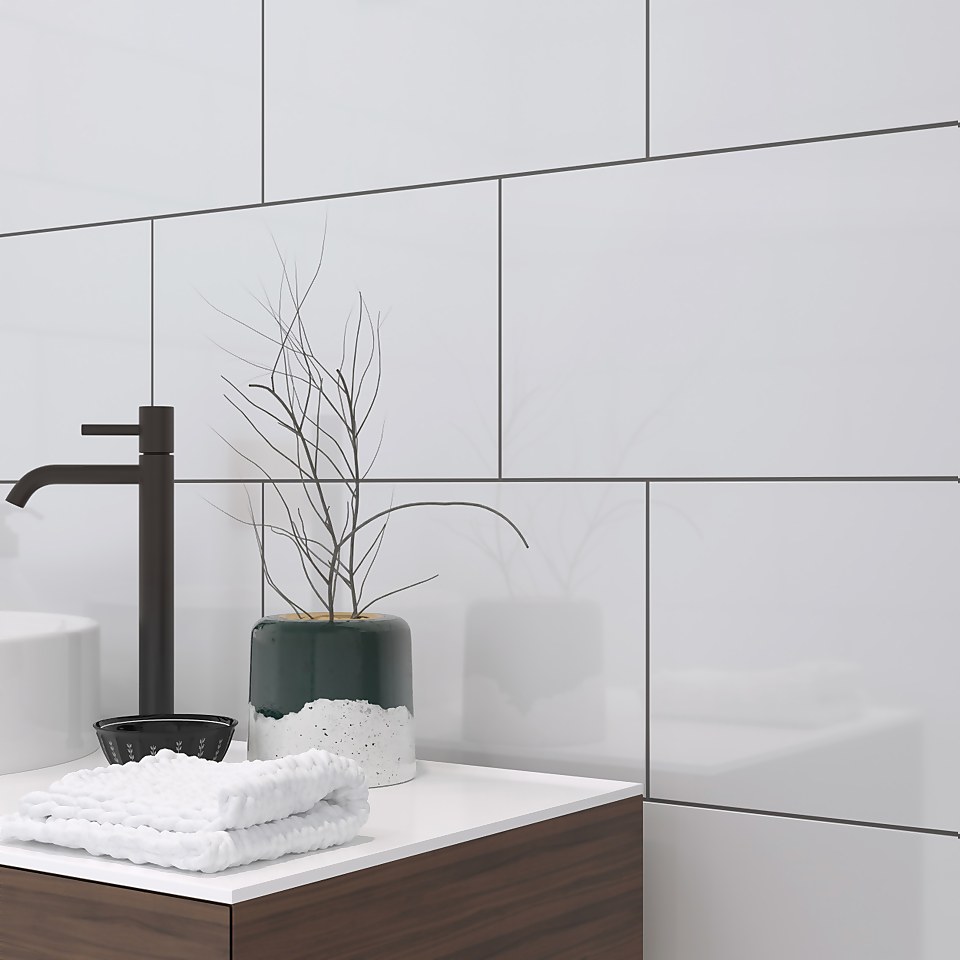 Plain White Ceramic Wall Tile 250 x 400mm