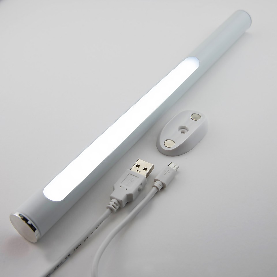 Arlec Rechargeable LED Dimmable Light
