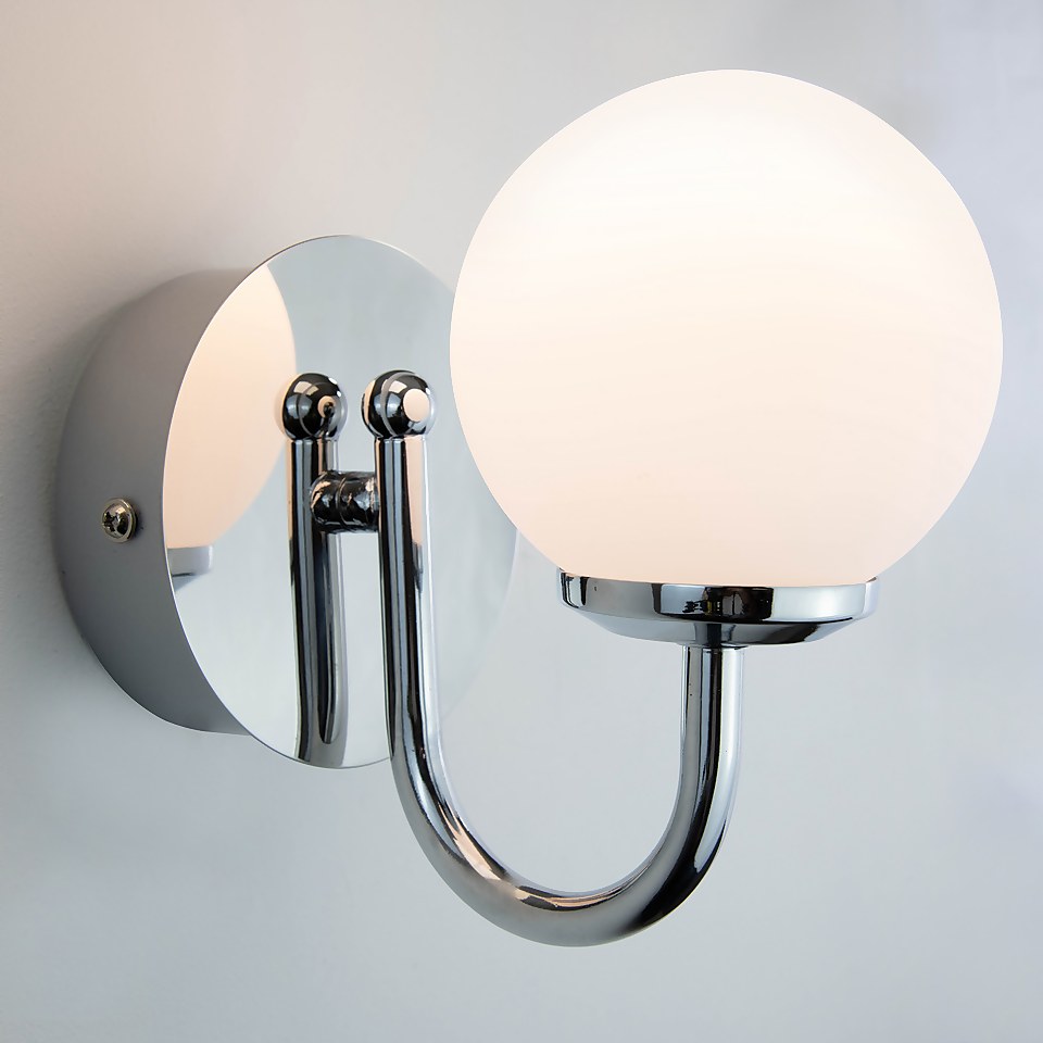 Victoria 6w Chrome LED Bathroom Wall Light