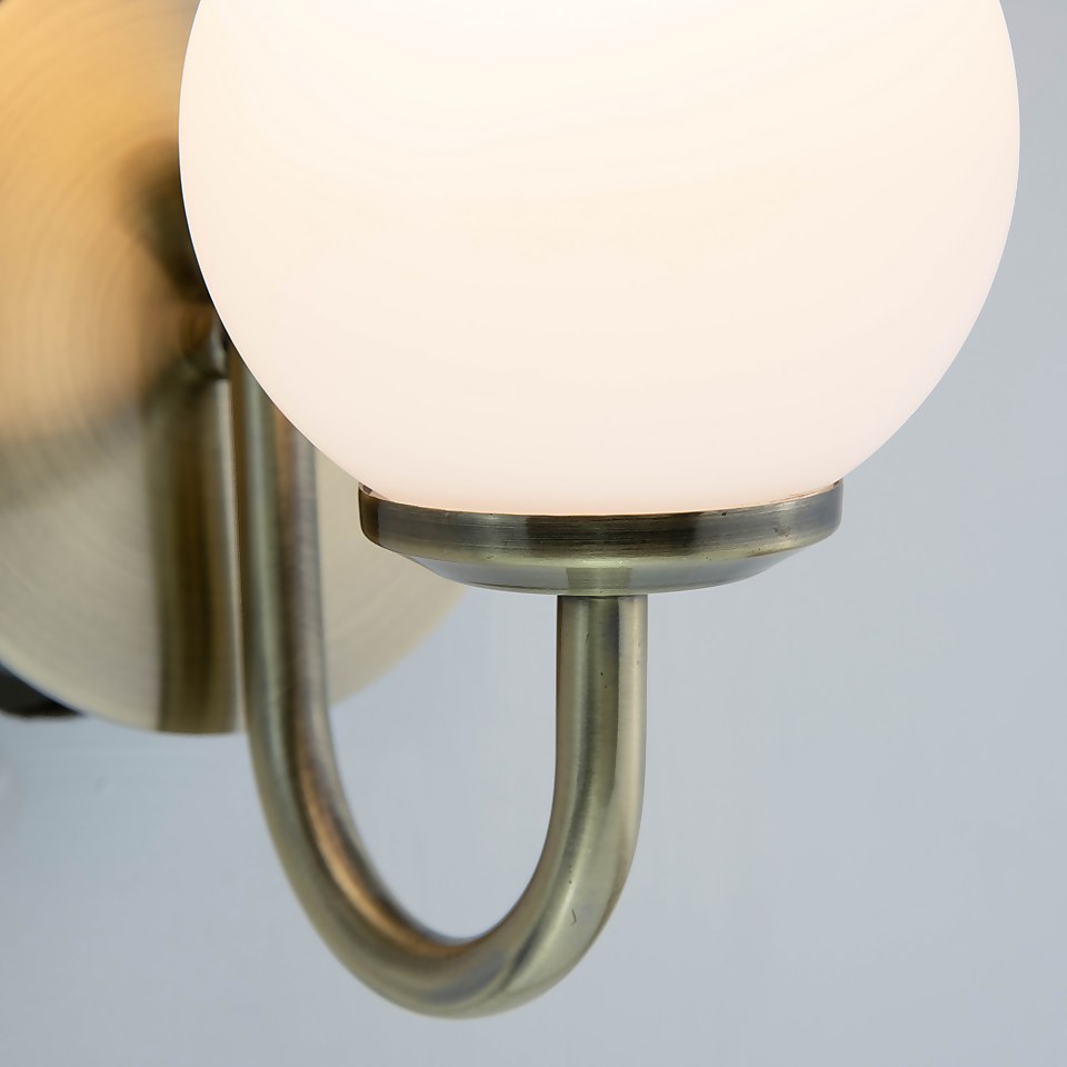 Victoria 6w Antique Brass LED Bathroom Wall Light