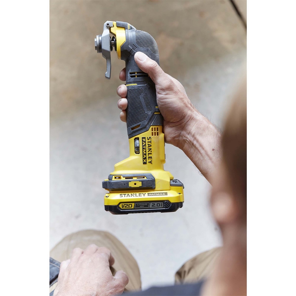 STANLEY FATMAX V20 18V Cordless Multi Purpose Tool with Kit Box SFMCE500D1K GB