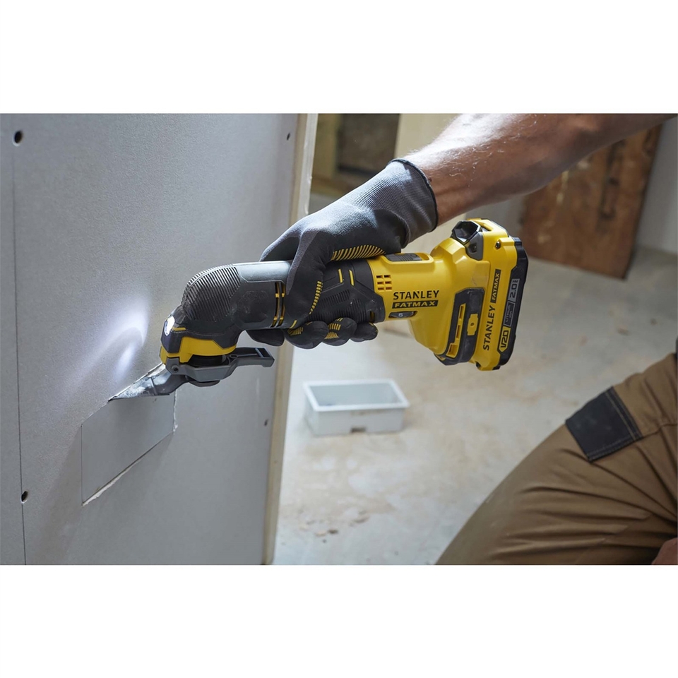 STANLEY FATMAX V20 18V Cordless Multi Purpose Tool with Kit Box SFMCE500D1K GB