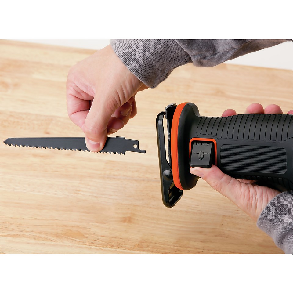 BLACK+DECKER 18V Cordless Reciprocating Saw with Blade (BDCR18C1-GB)